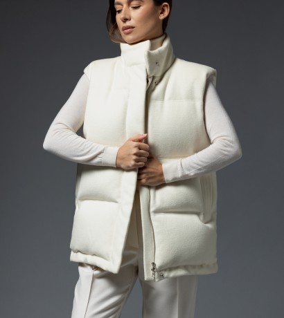 Milky cashmere down vest