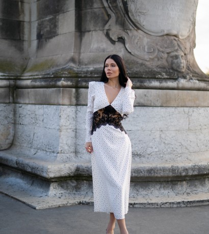 Flowers printed silk midi dress with lace and long sleeves