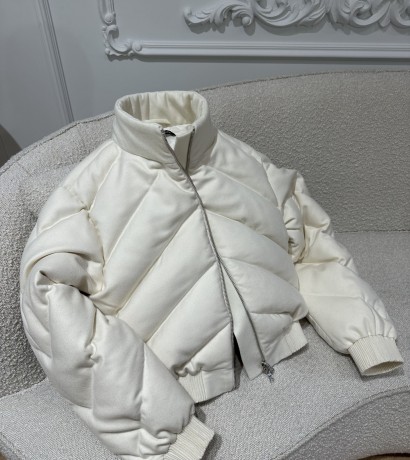 Cropped milky cashmere down jacket